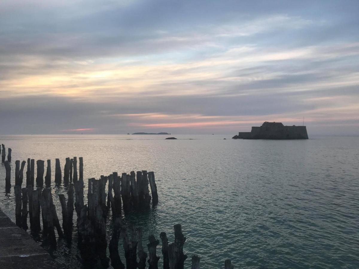 Appartement L'Emeraude A Saint Malo Intra-Muros Exteriör bild